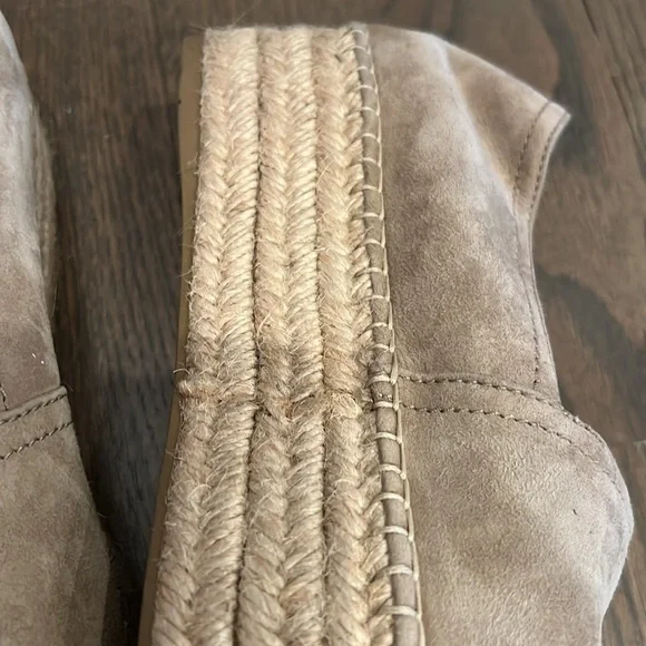 Miu Miu Beige Nubuck Embellished Platform Espadrilles Flats - Picture 8 of 11